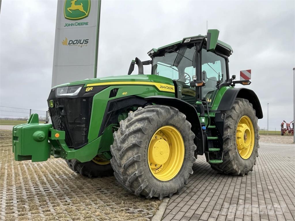 John Deere 8R410 Trattori