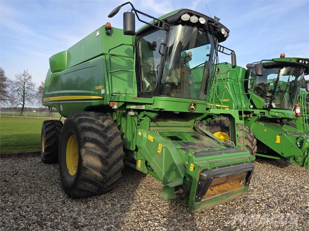 John Deere S690 Mietitrebbiatrici