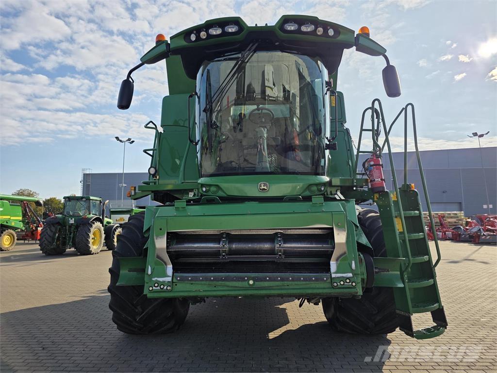 John Deere T660 Mietitrebbiatrici