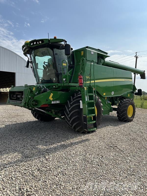 John Deere T670 Mietitrebbiatrici