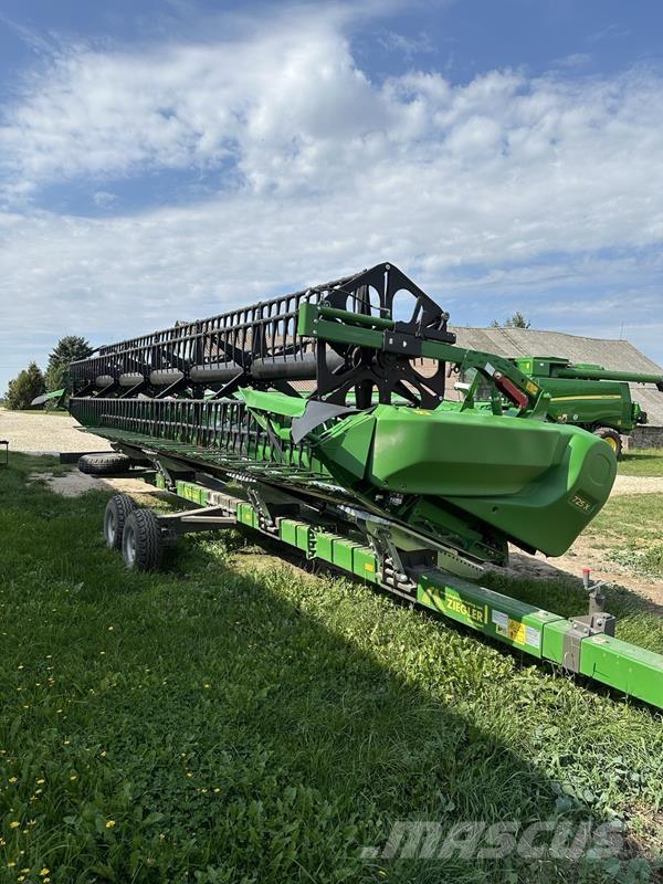 John Deere T670 Mietitrebbiatrici