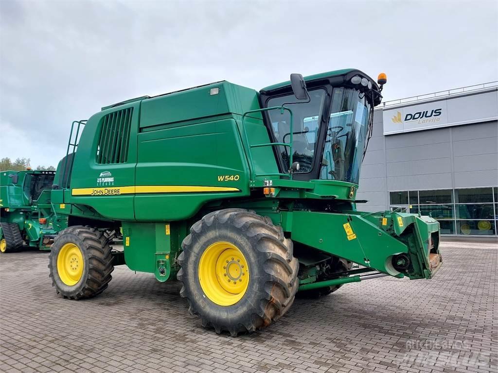 John Deere W540 Mietitrebbiatrici
