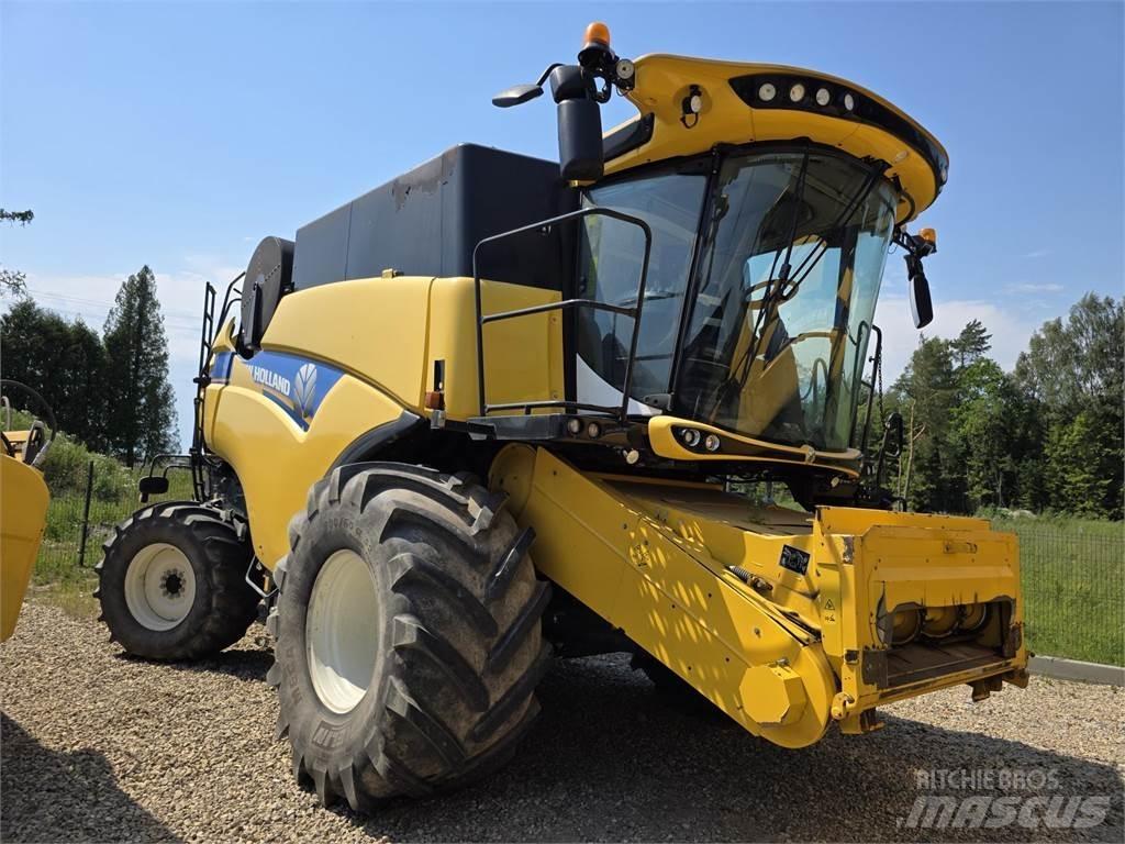 New Holland CX8.85 Mietitrebbiatrici