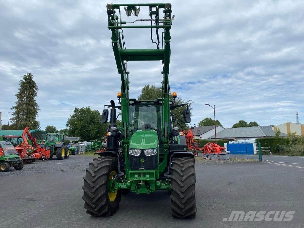 John Deere 6120M Trattori