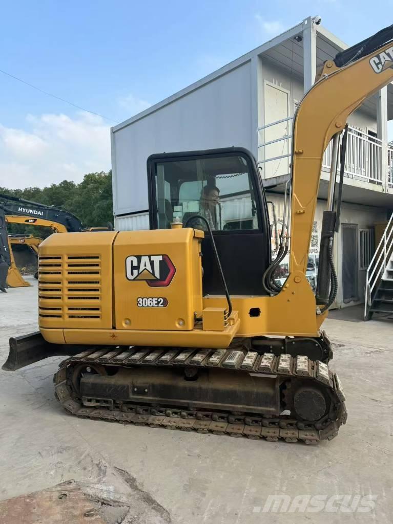 CAT 306E2 Miniescavatori