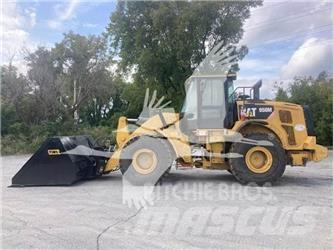 CAT 950M Pale gommate
