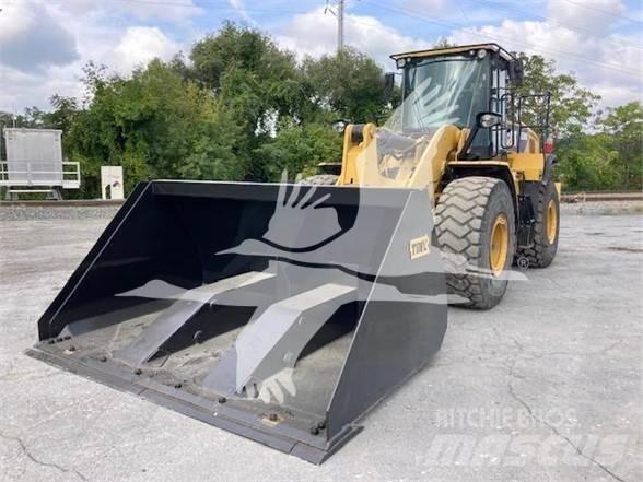 CAT 950M Pale gommate