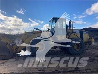 CAT 966G Pale gommate