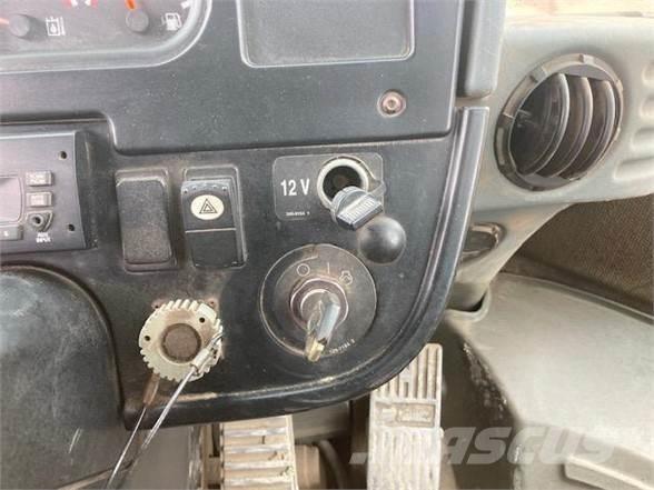 CAT 966H Pale gommate