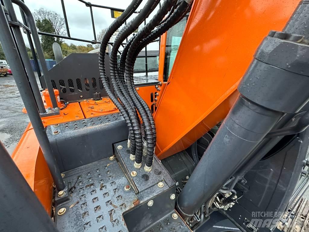 Doosan DX 140 LCR Escavatori cingolati