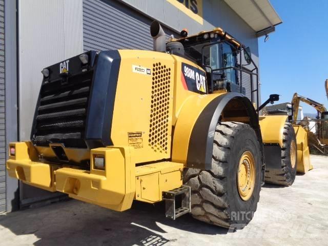 CAT 980M Pale gommate