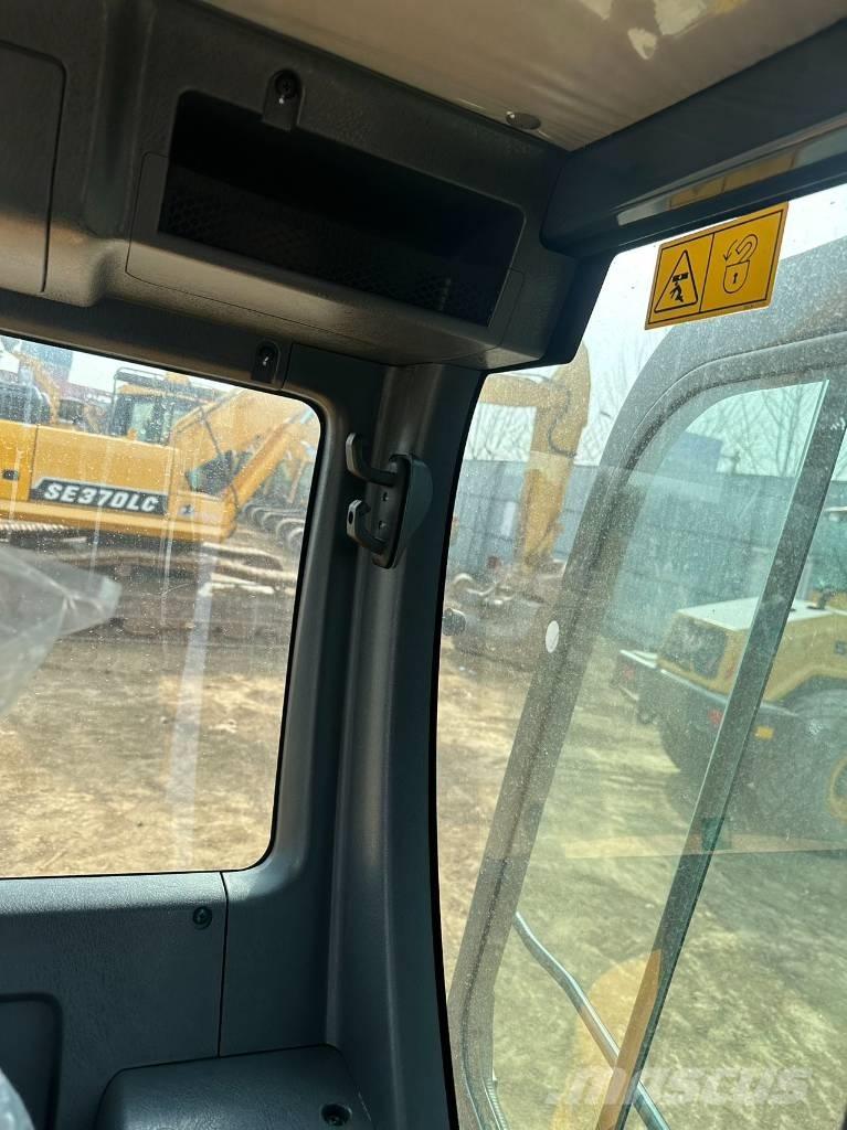 Hyundai 60 W Escavatori gommati