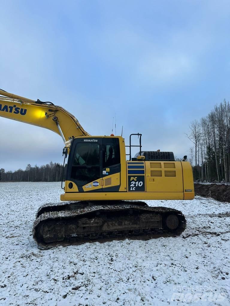 Komatsu PC210LC-11 Escavatori cingolati