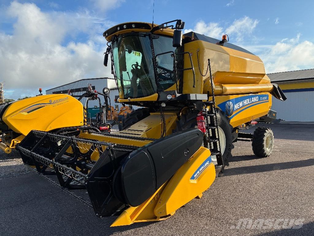 New Holland Tc 4.90 Mietitrebbiatrici