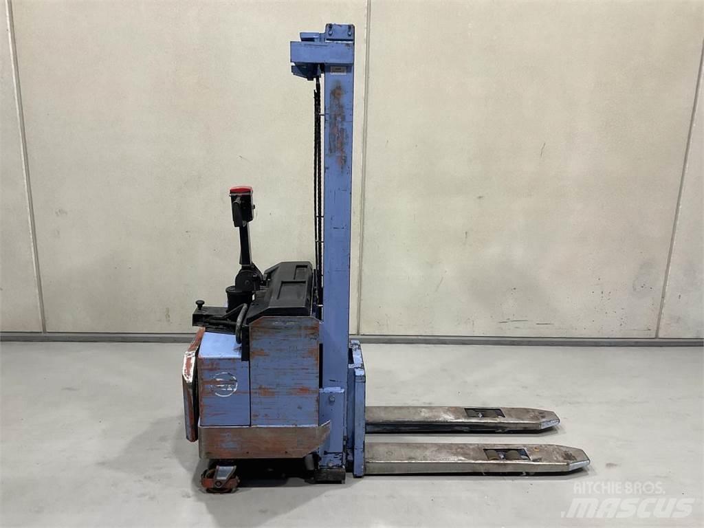 BT LSV 1250 E Carelli stoccatori  automatici-usati