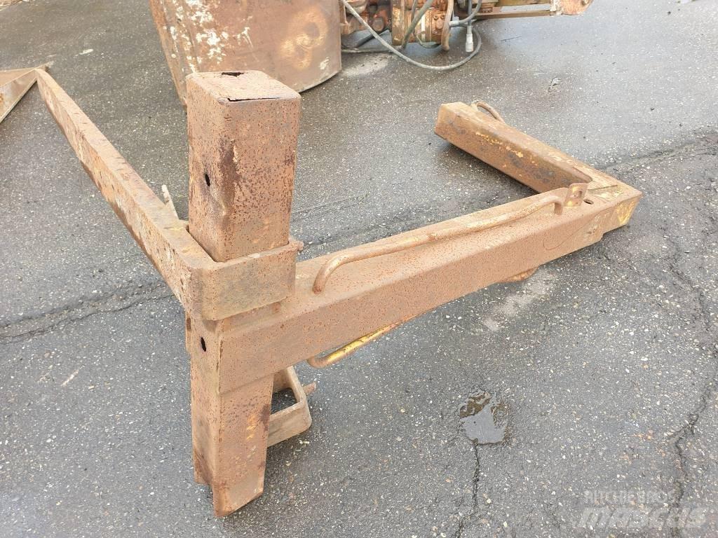  Frame with forks Forche