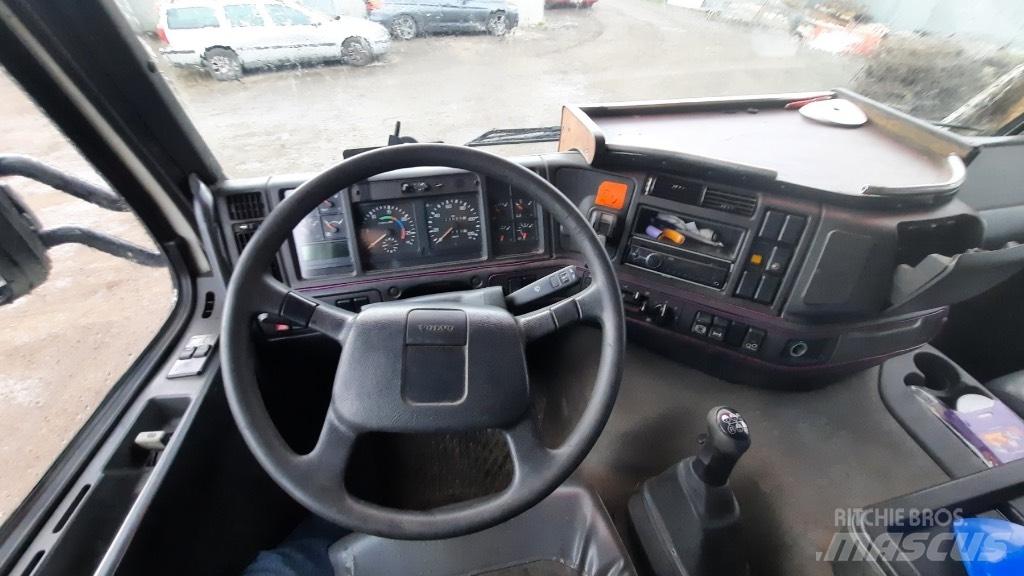 Volvo FM 10 Trasportatore per veicoli