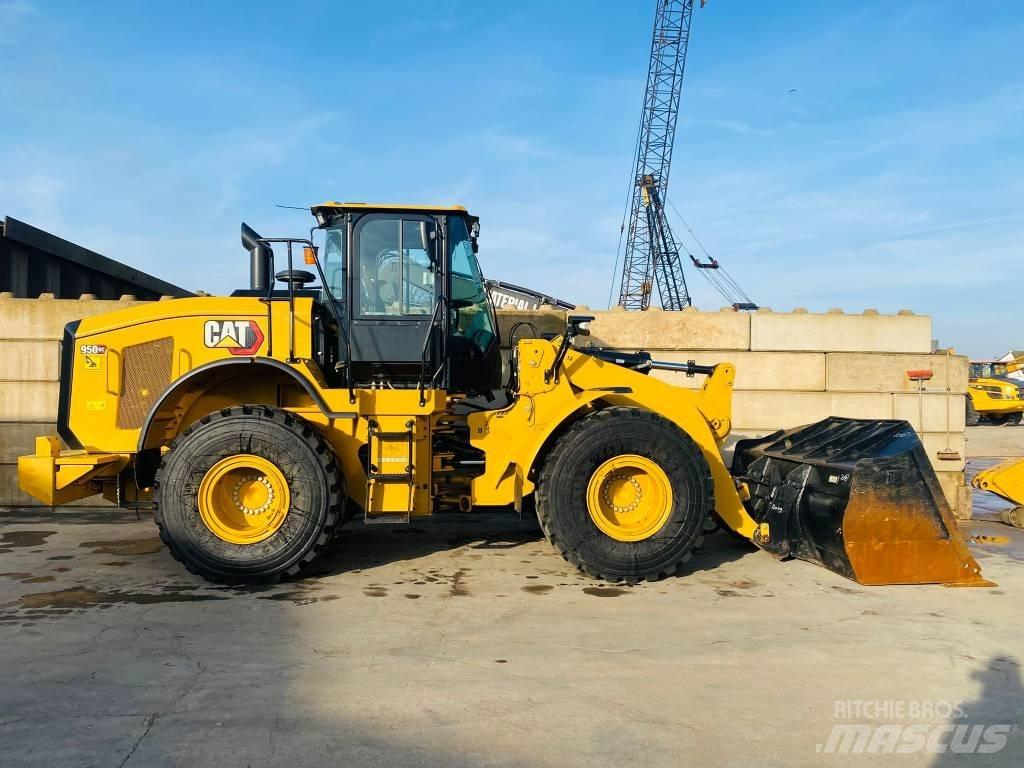 CAT 950 GC Pale gommate