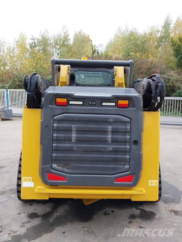 XCMG XC7-TV12 Pale cingolate