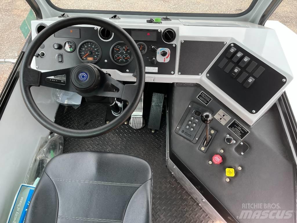 Capacity TJ5000 Trattori portuali