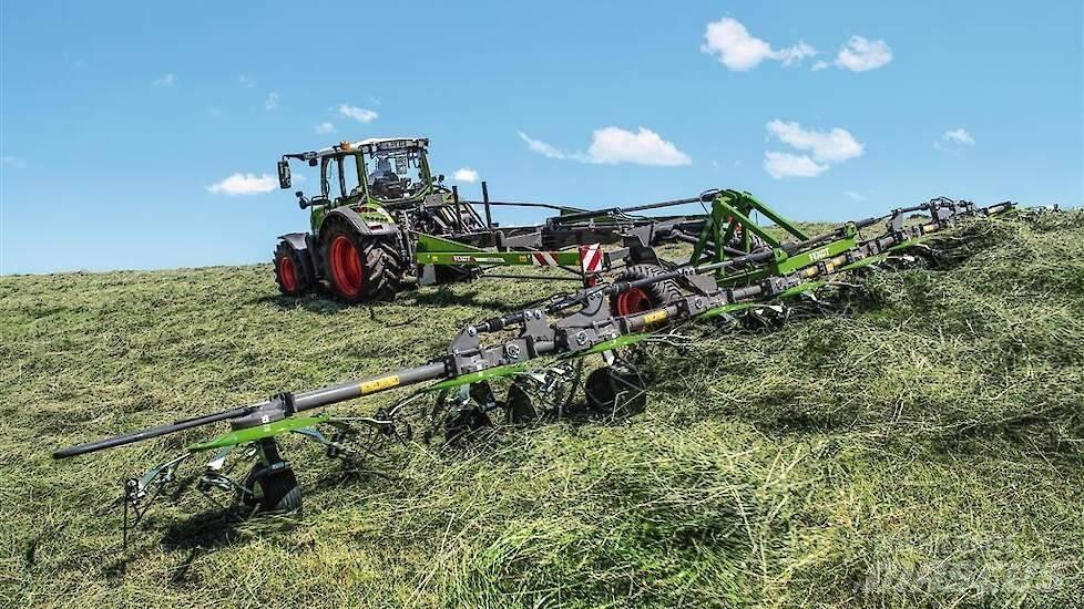 Fendt Lotus 1020T Ranghinatori
