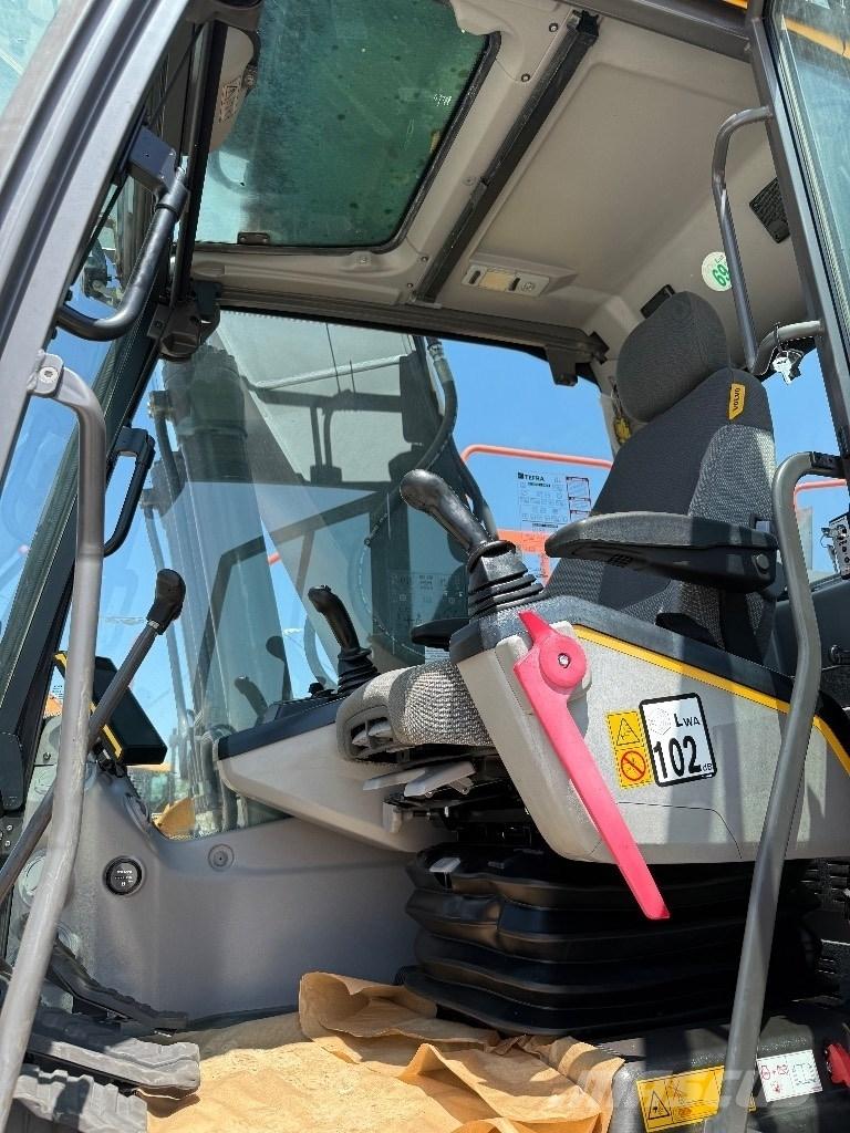 Volvo EC 220 E Escavatori cingolati