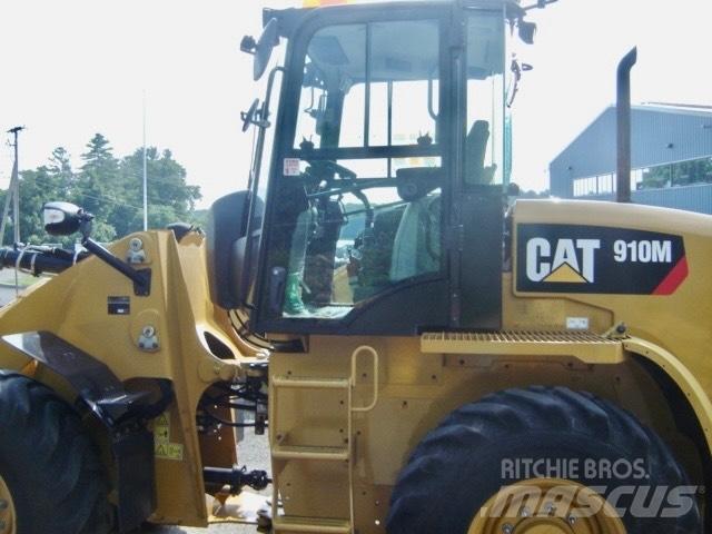 CAT 910 M Pale gommate