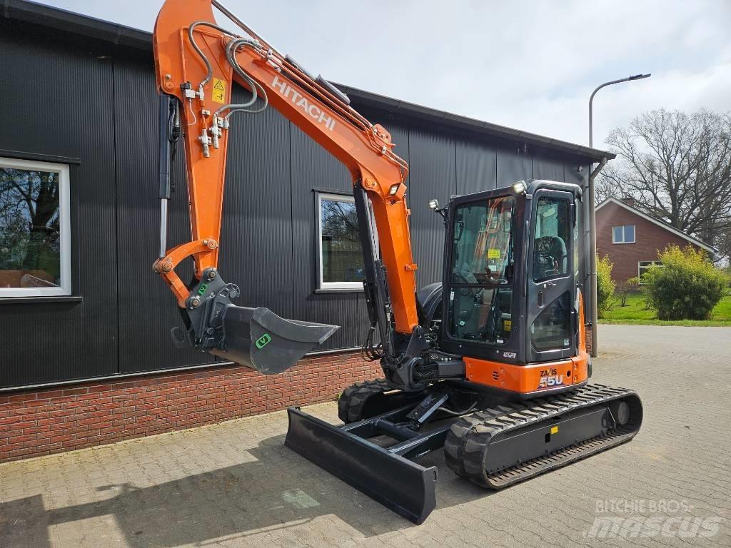 Hitachi ZX 55 U-5 Miniescavatori