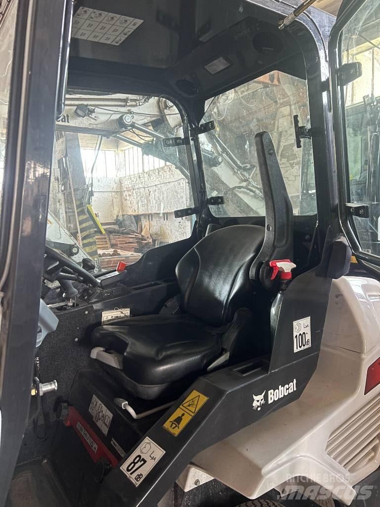 Bobcat L 23 Mini pale