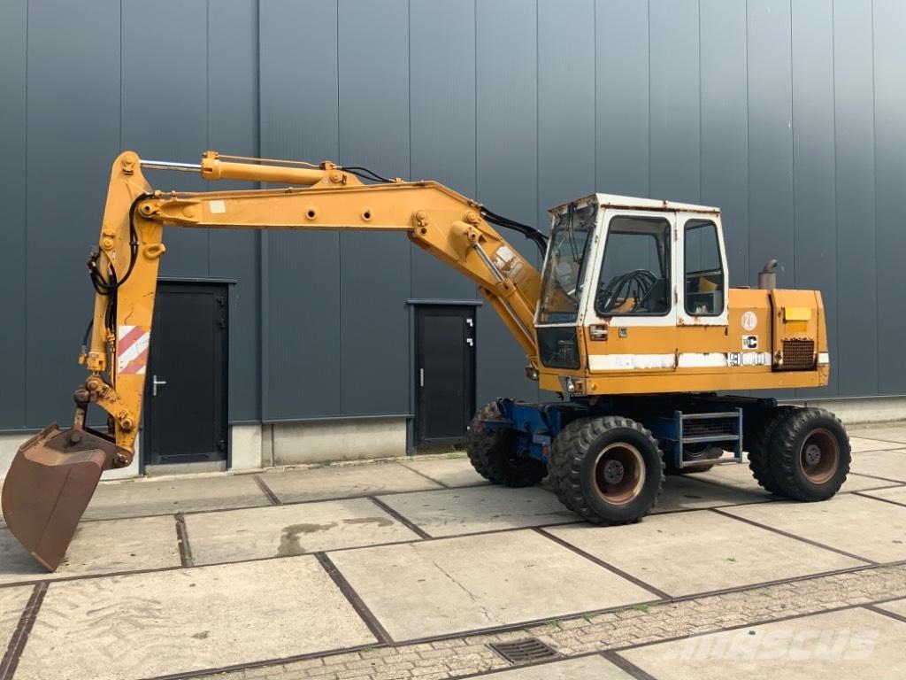 Liebherr A 900 C Escavatori gommati