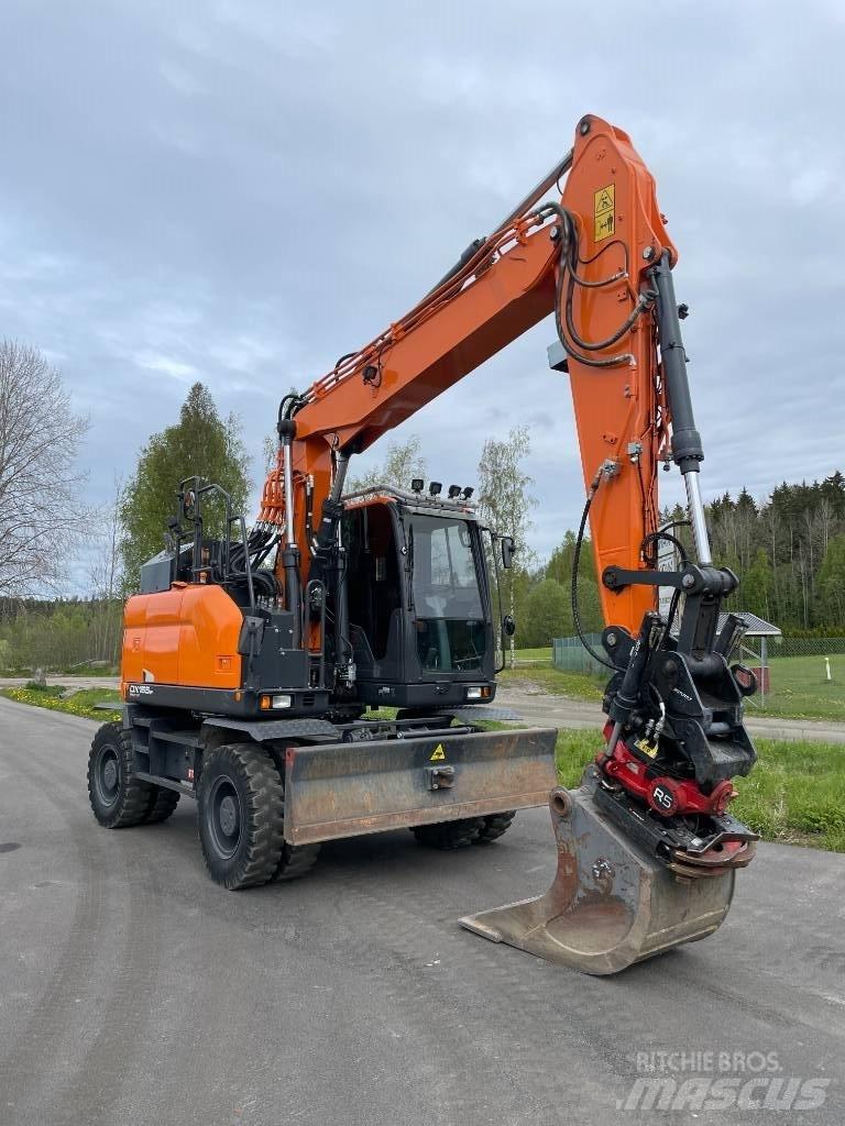 Doosan DX 165 W Escavatori gommati