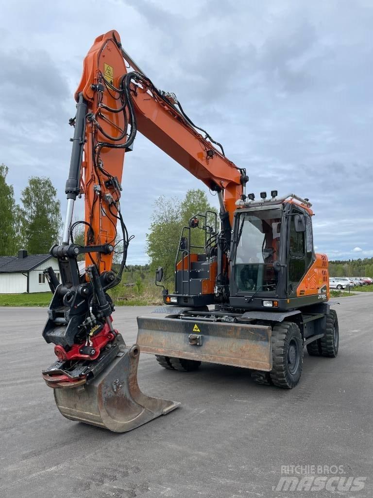 Doosan DX 165 W Escavatori gommati