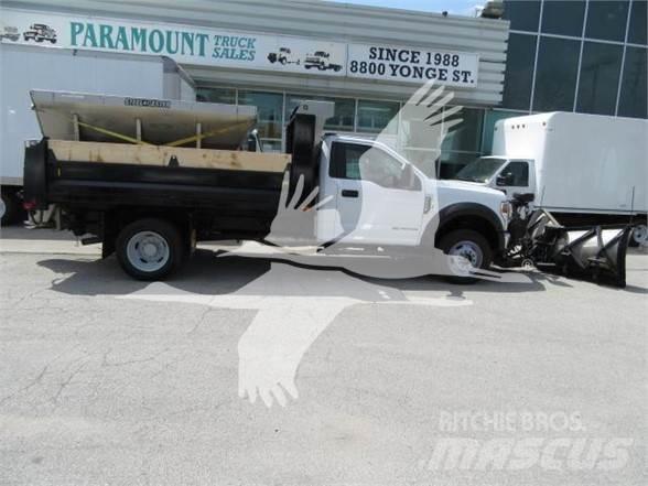 Ford F550 Spargisabbia e spargisale