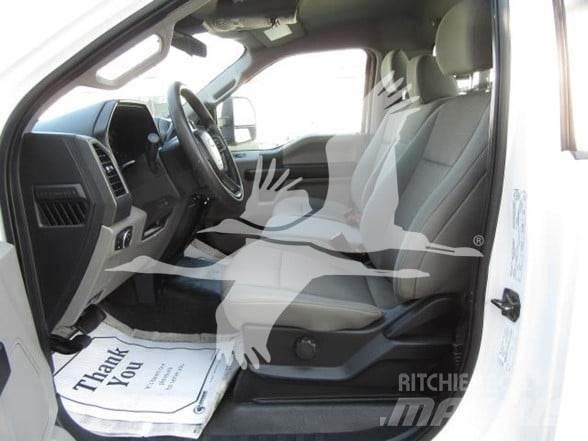Ford F550 Camion con sponde ribaltabili