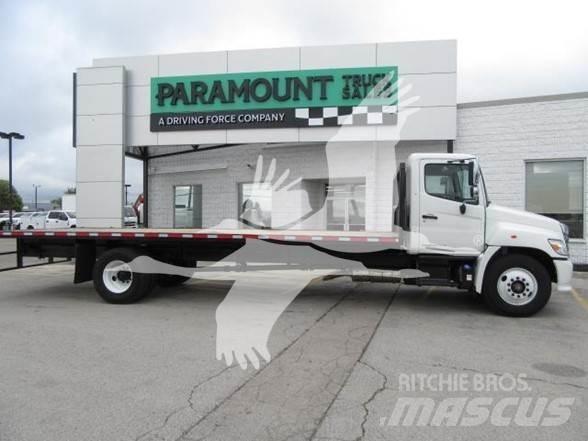 Hino L7 Camion con sponde ribaltabili