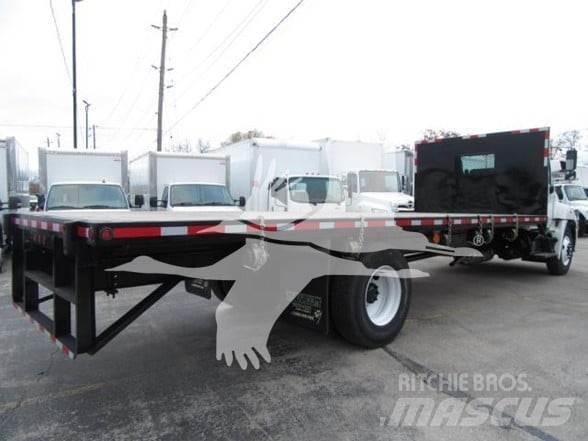 Hino L7 Camion con sponde ribaltabili