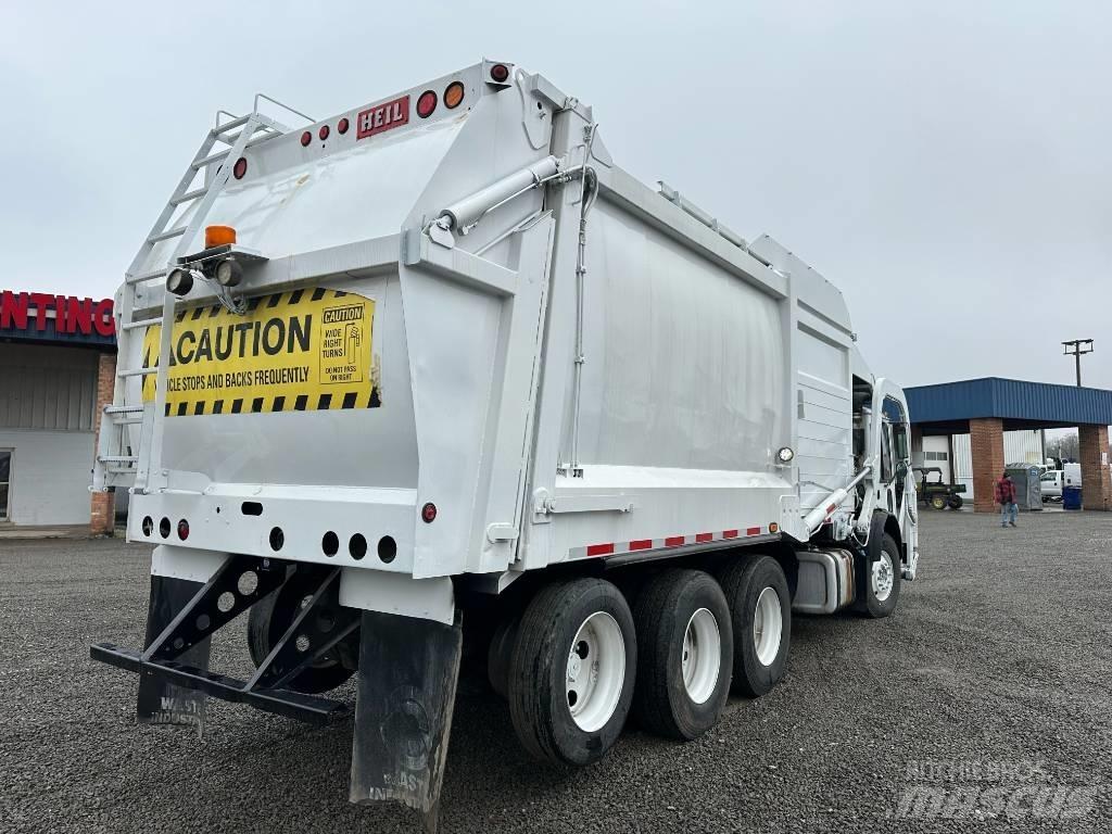 Mack MRU Camion dei rifiuti