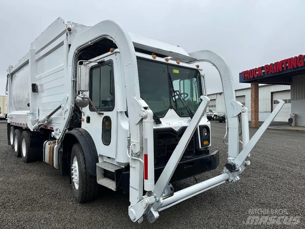 Mack MRU Camion dei rifiuti
