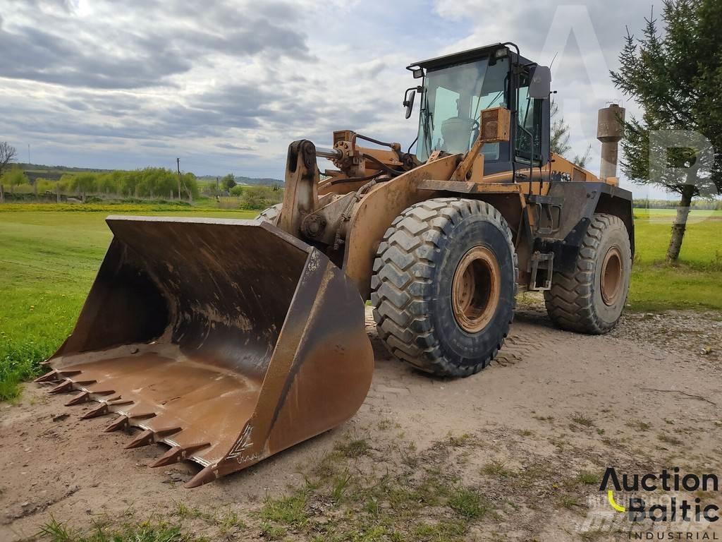 CASE 821 C Pale gommate