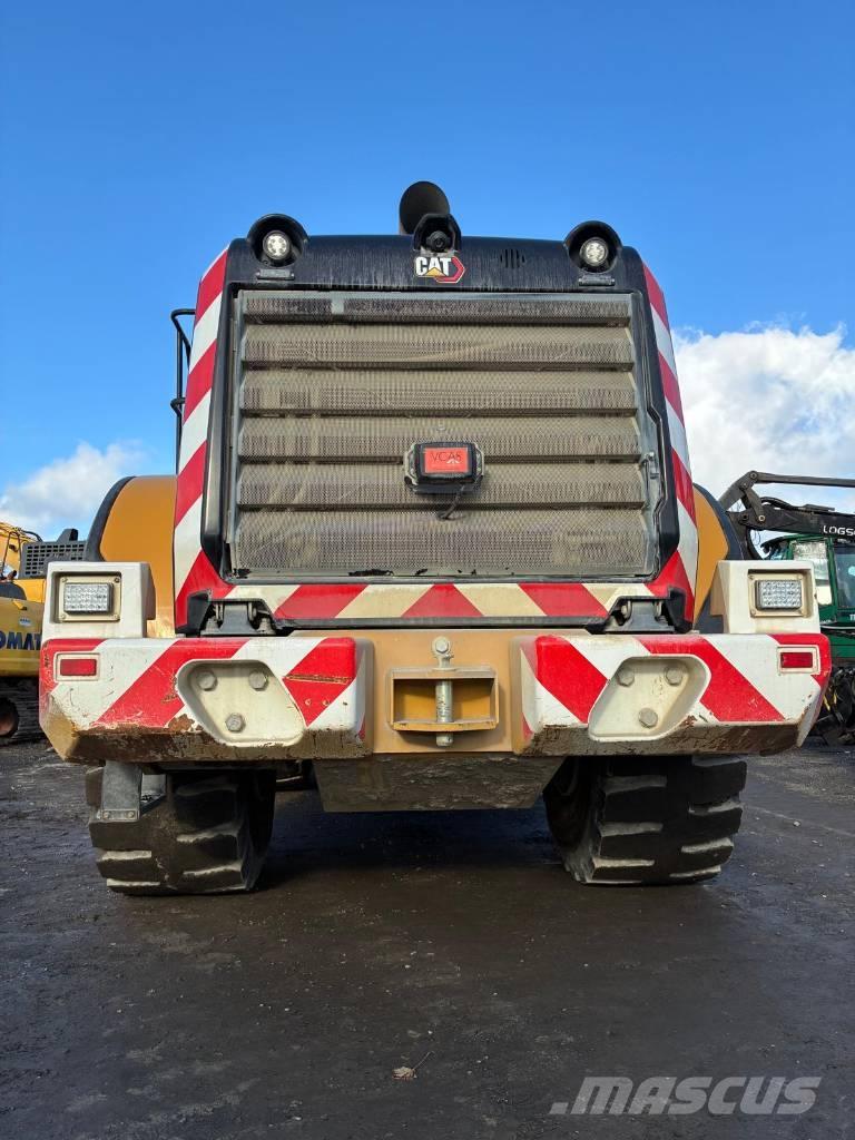 CAT 966 Pale gommate