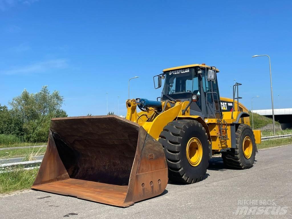 CAT 966H Pale gommate