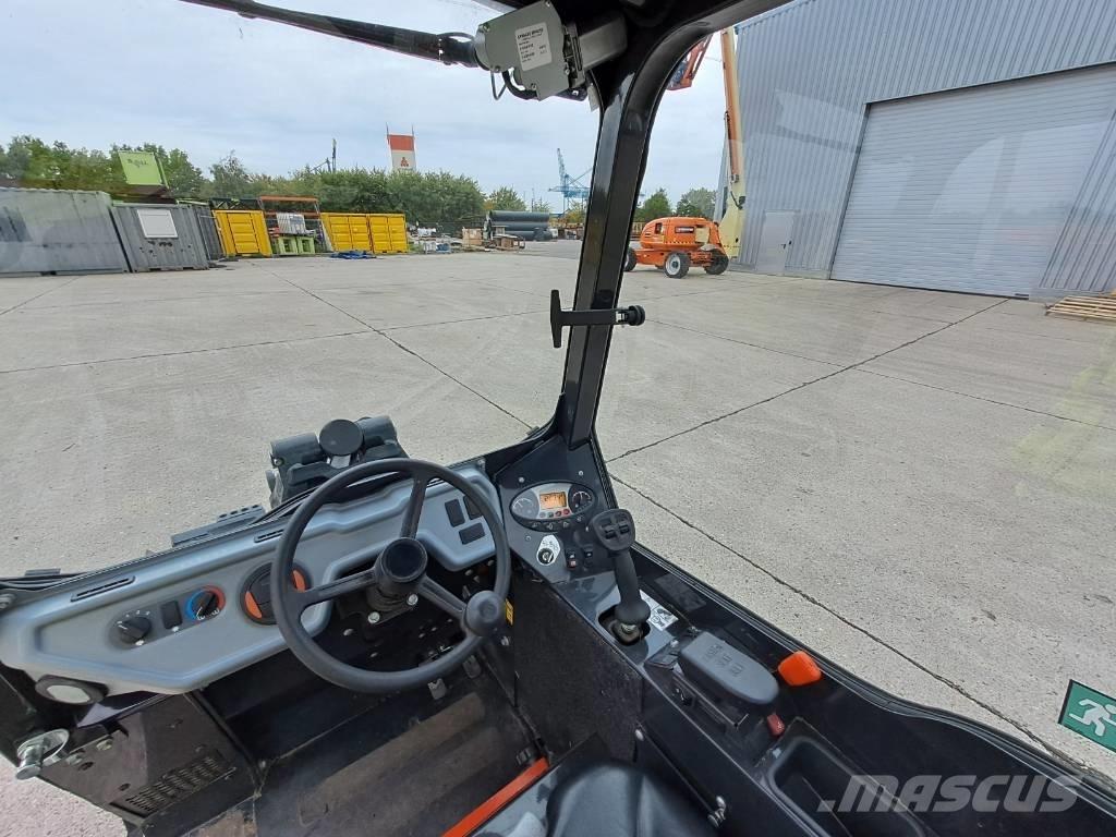 Bobcat L28 Pale gommate