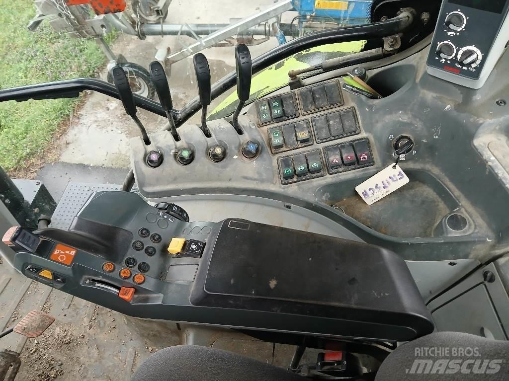 CLAAS ARION 630 Trattori