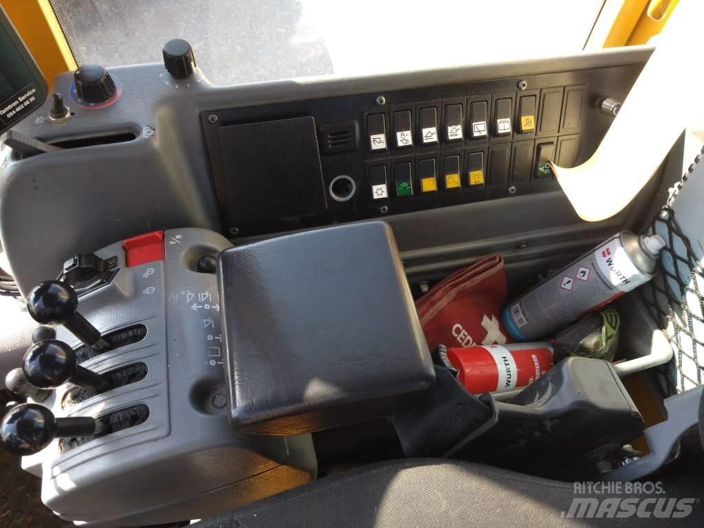 Volvo L 120 E Pale gommate