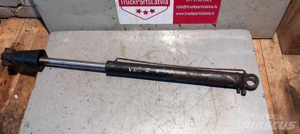 Volvo FH 12.    1076513 Componenti idrauliche