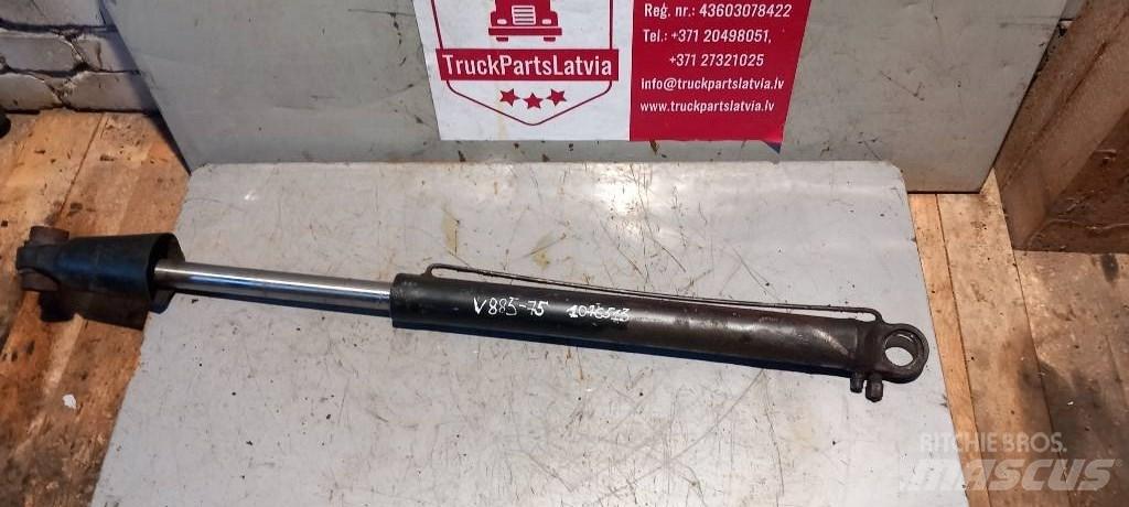 Volvo FH 12.    1076513 Componenti idrauliche