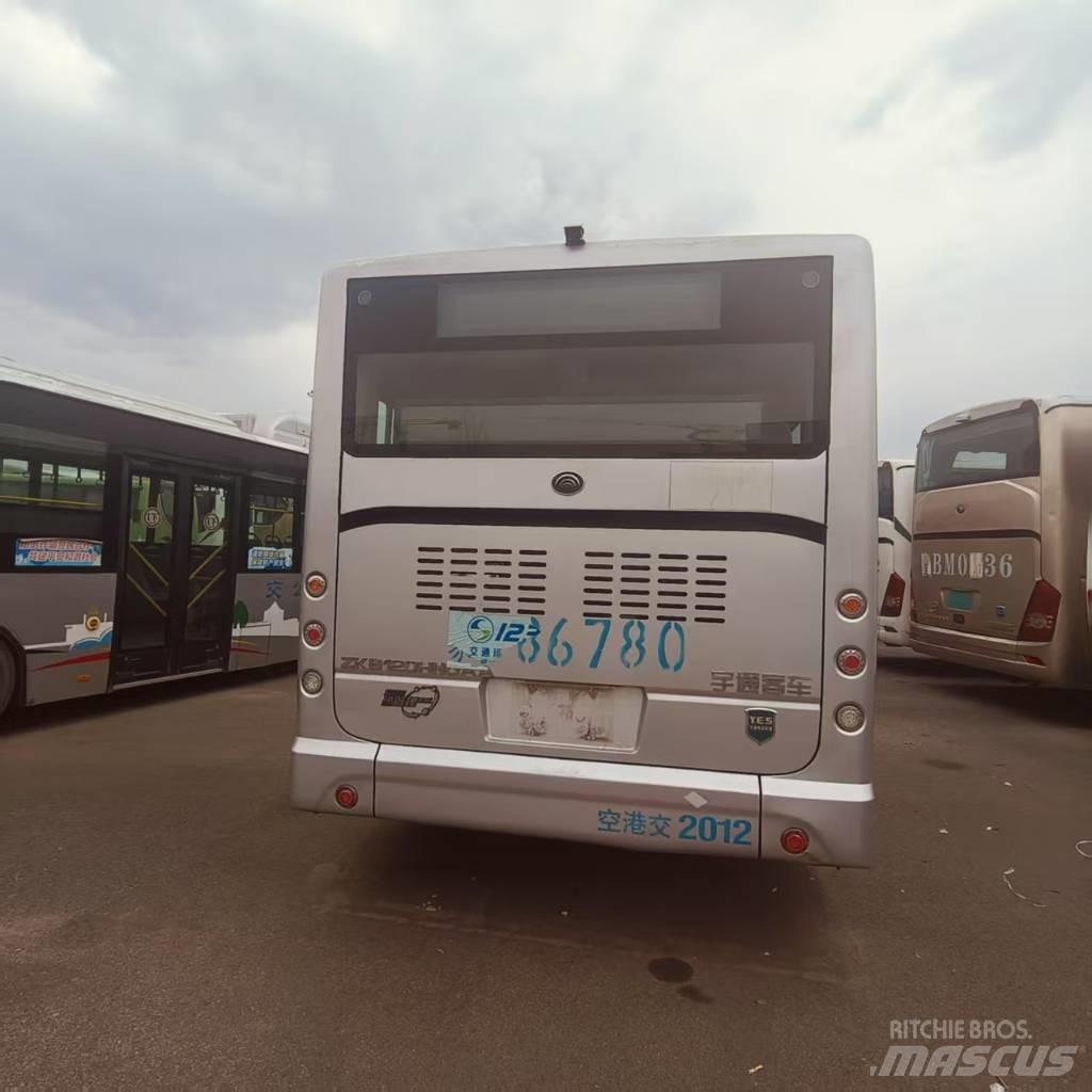 Yutong ZK6120DHNGAA Autobus urbani