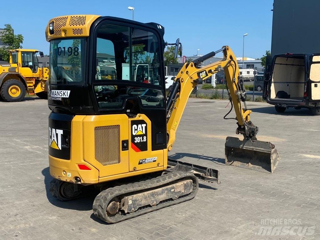 CAT 301.8 Miniescavatori