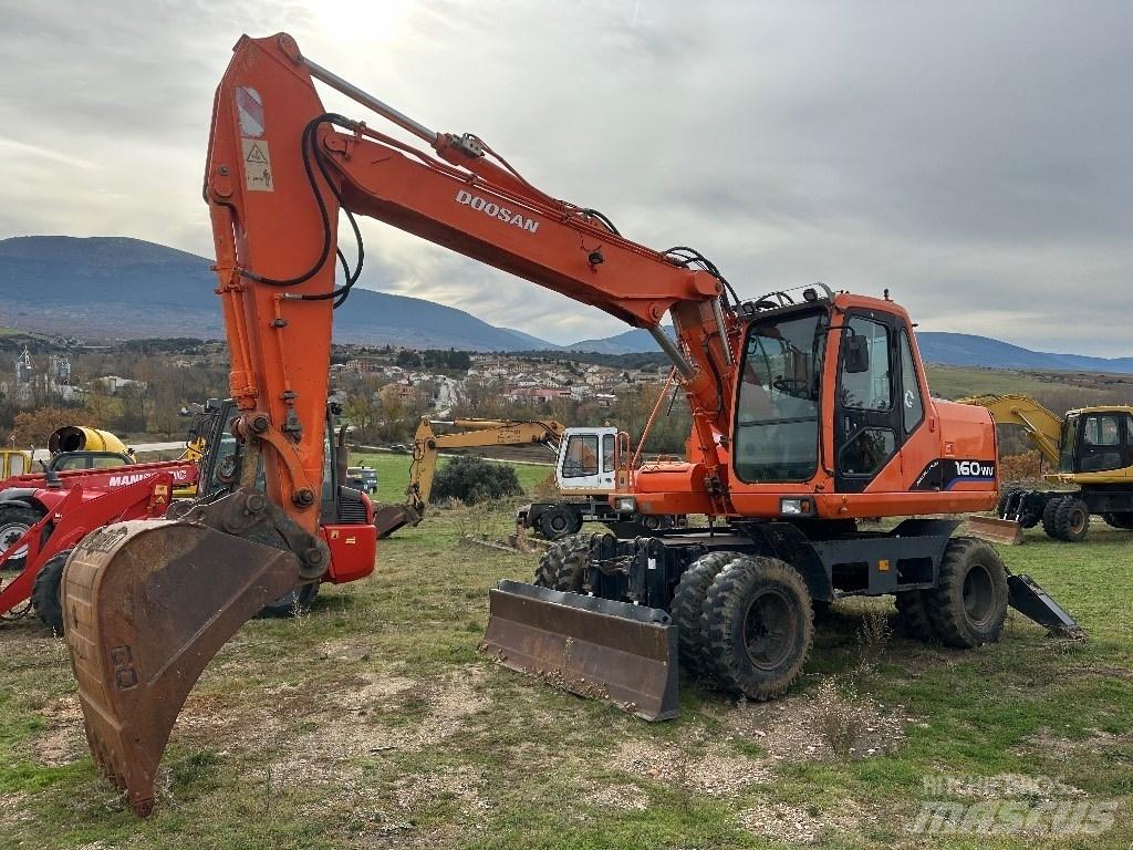 Doosan Solar 160 W V Escavatori gommati