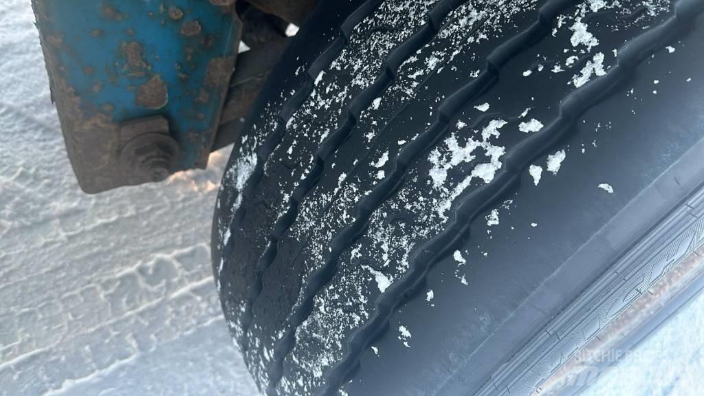 Krone Puoliperävaunu Semirimorchio a pianale